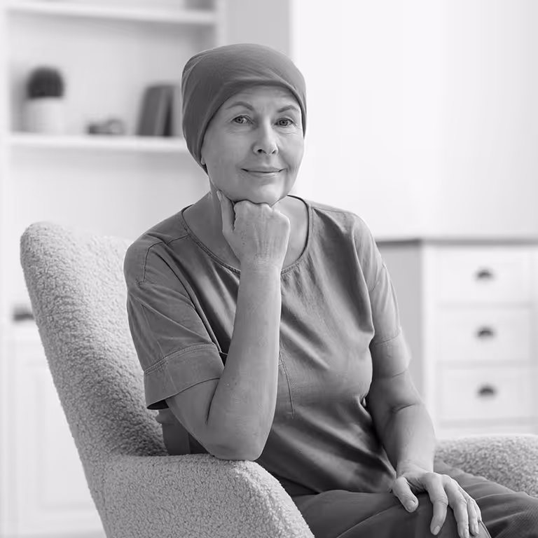 Elderly woman with cancer